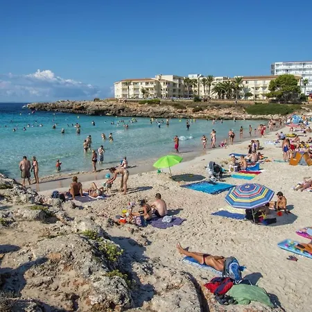 Luna By * Cala en Bosch